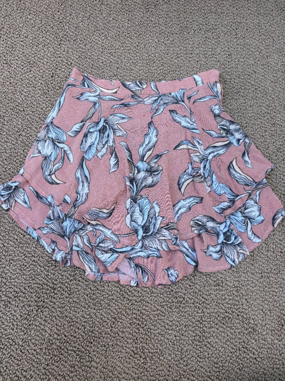 Some Days Lovin Pink White Floral Layered Mini Skirt – Size S